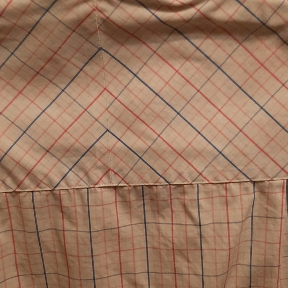 Short sleeve fred perry button down. - Picture 4 of 4